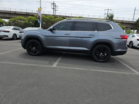 Used 2019 Volkswagen Atlas SEL Premium image 8