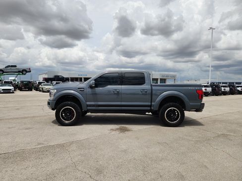 Used 2019 Ford F150 Lariat w/ Equipment Group 502A Luxury AWD/4WD image 4