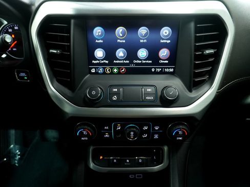 Used 2020 GMC Acadia SLE w/ Driver Convenience Package FWD image 21