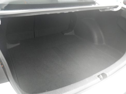 Used 2025 Toyota Corolla LE image 22