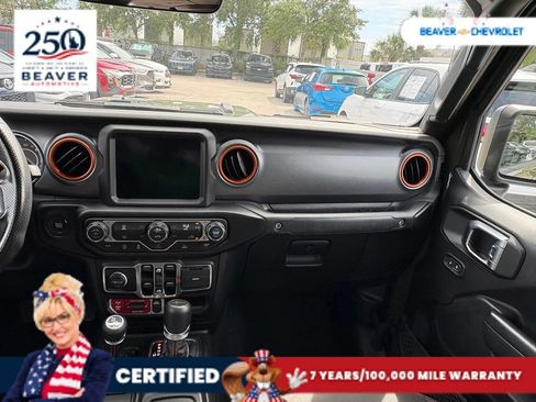 Used 2022 Jeep Gladiator Mojave w/ LED Lighting Group AWD/4WD image 17