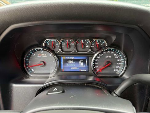 Used 2015 Chevrolet Silverado 2500 LT w/ LT Convenience Package AWD/4WD image 12