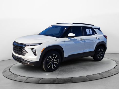 Certified 2026 Chevrolet TrailBlazer ACTIV image 3