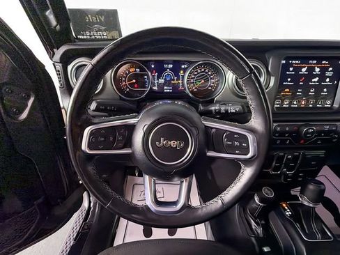 Used 2023 Jeep Wrangler Sahara w/ Cold Weather Group image 11