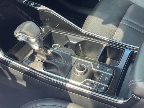 Used 2022 Kia Sorento SX image 19