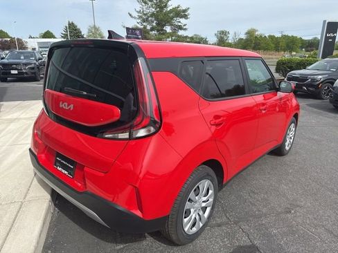 Certified 2023 Kia Soul LX FWD image 10