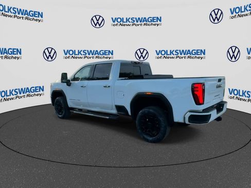 Used 2025 GMC Sierra 3500 Denali w/ Denali Reserve Package AWD/4WD image 6