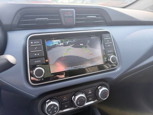 Used 2025 Nissan Versa SV FWD image 22
