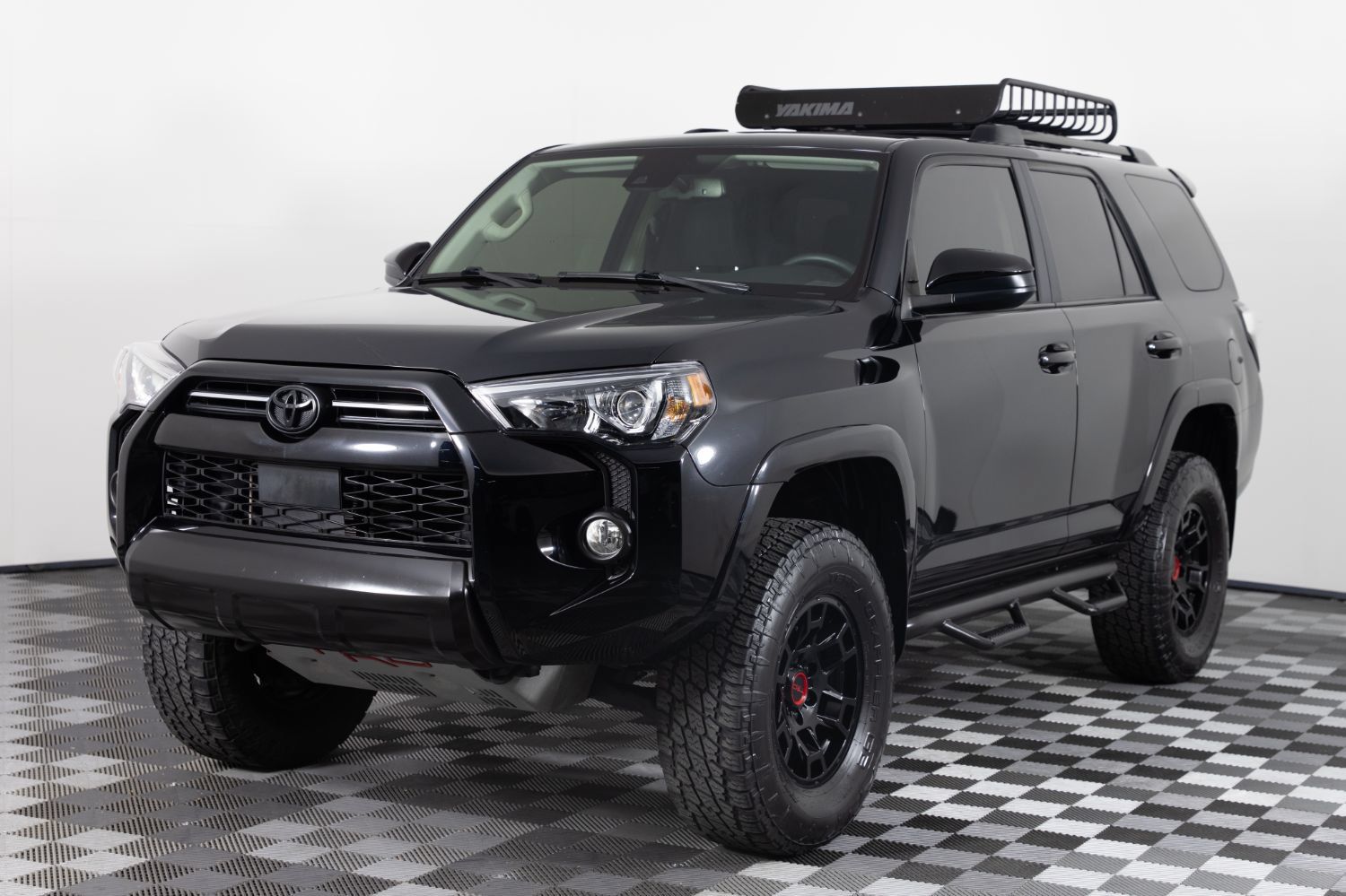 Used 2021 Toyota 4Runner Trail Special Edition AWD/4WD image 2