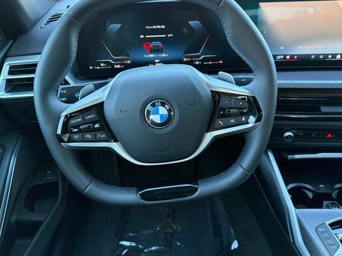 Used 2025 BMW 330i Sedan w/ Premium Package RWD image 18