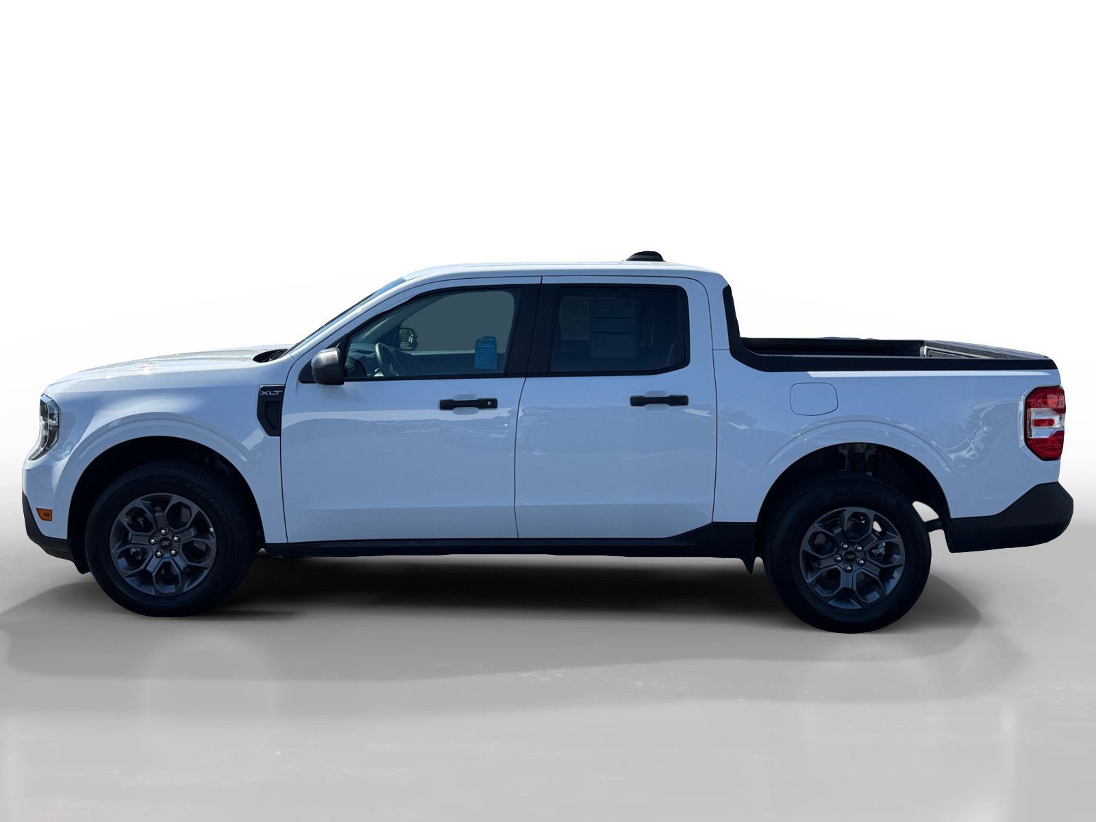 Certified 2026 Ford Maverick XLT w/ Equipment Group 301A AWD/4WD image 2