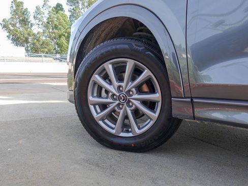 Used 2025 MAZDA CX-5 AWD 2.5 S w/ Preferred Package image 8