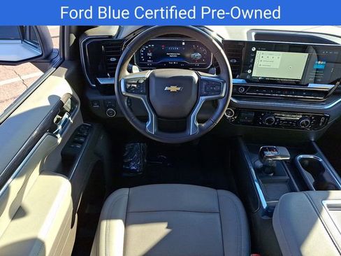 Used 2022 Chevrolet Silverado 1500 LTZ image 12