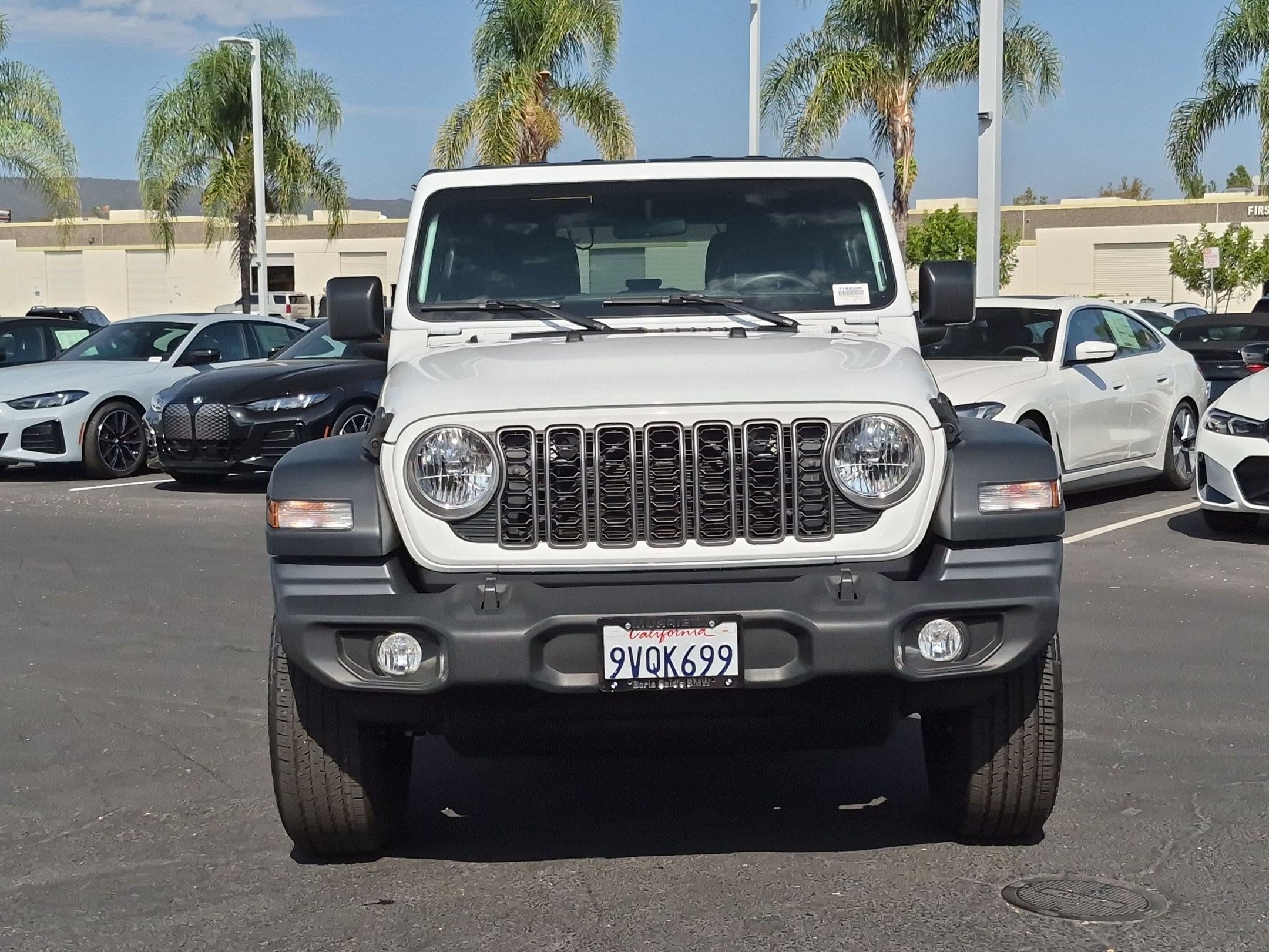 Used 2025 Jeep Wrangler Unlimited Sport AWD/4WD image 3