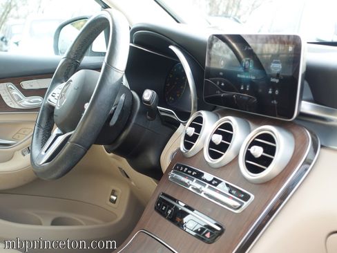 Certified 2021 Mercedes-Benz GLC 300 4MATIC image 9
