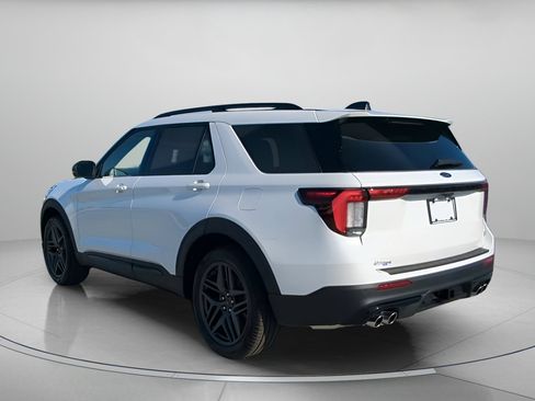 New 2026 Ford Explorer ST RWD image 21