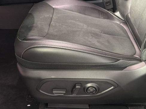 New 2026 Jeep Grand Cherokee Altitude AWD/4WD image 11