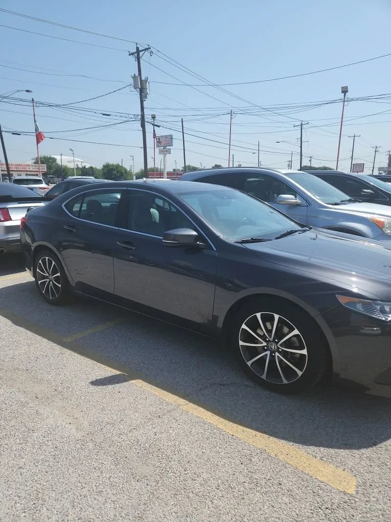 Used 2015 Acura TLX w/ Technology Package FWD image 3