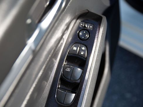 Used 2023 Nissan Altima 2.5 SV image 18