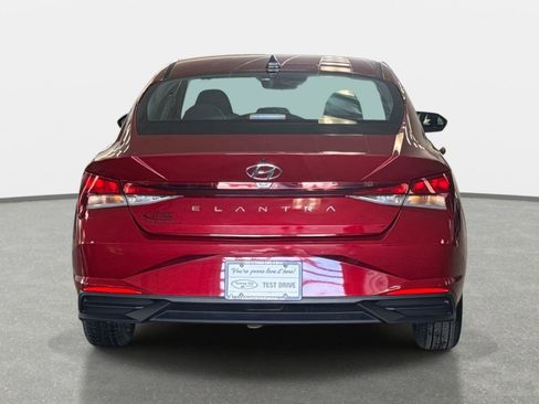 Certified 2023 Hyundai Elantra SE w/ Cargo Package image 6