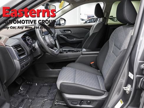 Used 2023 Nissan Rogue SV AWD/4WD image 13