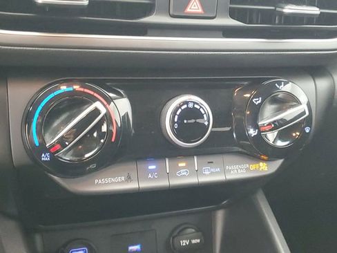 Used 2022 Hyundai Kona SEL image 28