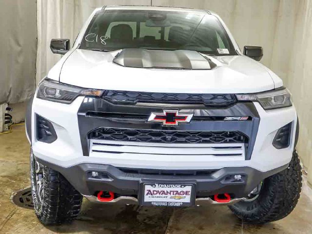 New 2026 Chevrolet Colorado ZR2 w/ Technology Package AWD/4WD image 5