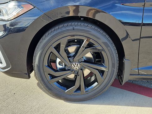 New 2026 Volkswagen Jetta SE image 5