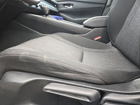 Used 2023 Honda Accord LX image 13