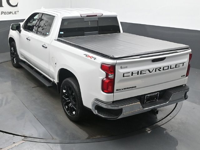 Used 2023 Chevrolet Silverado 1500 LTZ w/ LTZ Convenience Package II AWD/4WD image 44