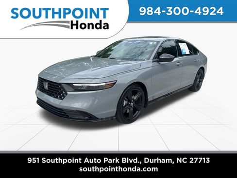 Used 2024 Honda Accord Sport image 3