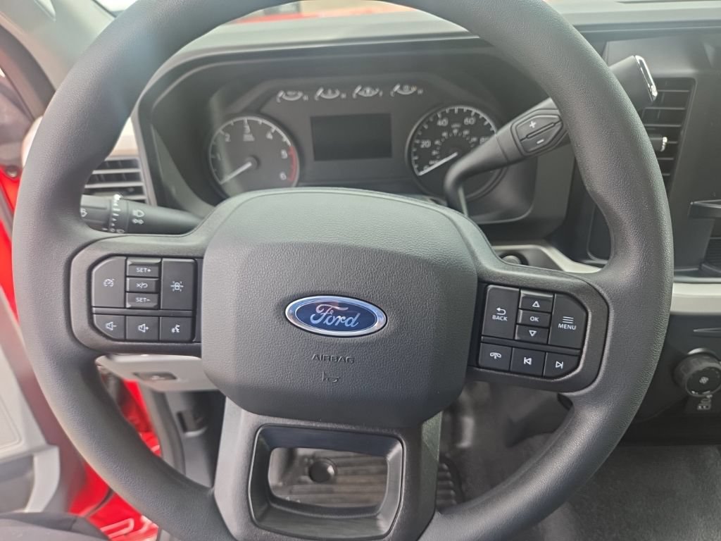 New 2026 Ford F450 XL w/ XL Chrome Package RWD image 31