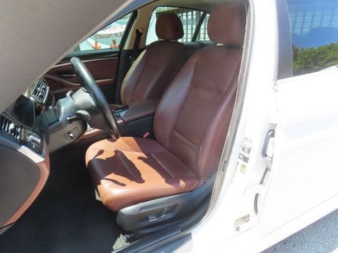Used 2015 BMW 528i Sedan RWD image 18