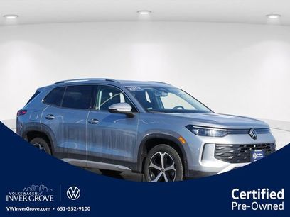 Used 2025 Volkswagen Tiguan SE