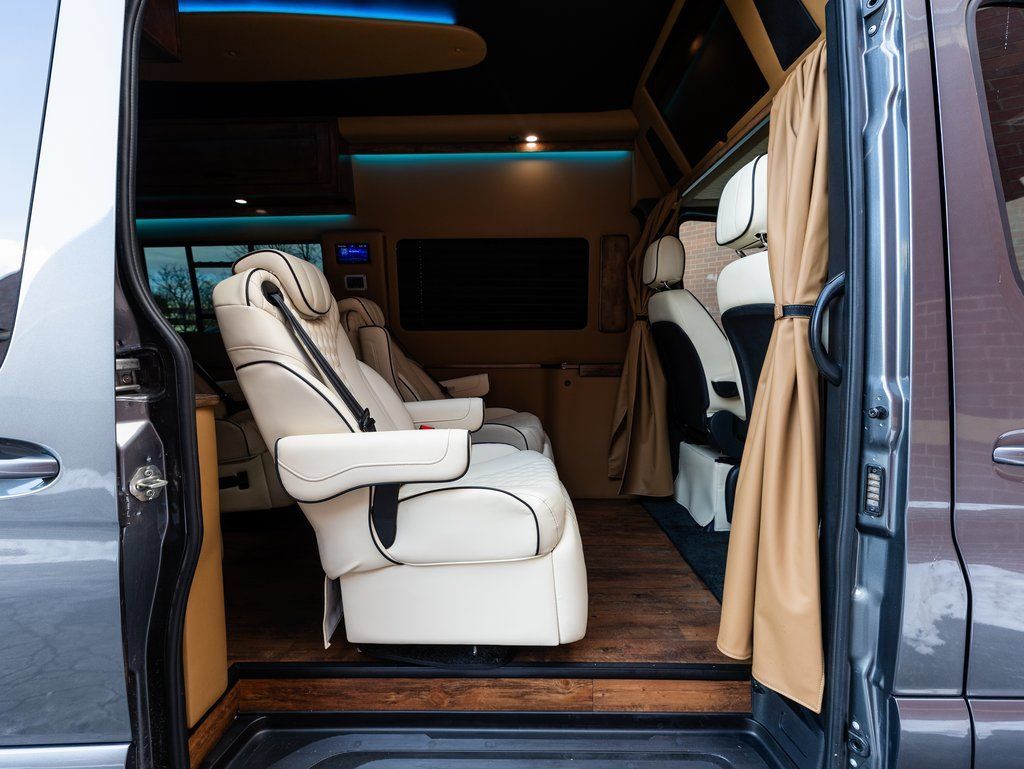 Used 2025 Mercedes-Benz Sprinter 2500 image 24