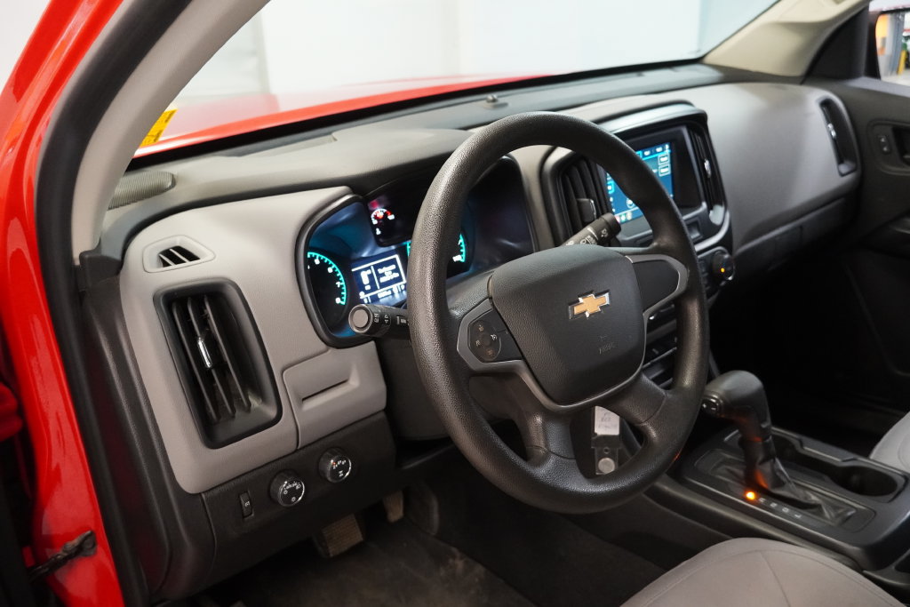 Used 2019 Chevrolet Colorado W/T w/ Custom Special Edition AWD/4WD image 6