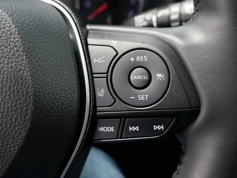 Certified 2019 Toyota RAV4 XLE w/ Convenience Package AWD/4WD image 26