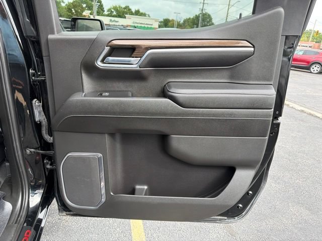 Certified 2023 Chevrolet Silverado 1500 RST AWD/4WD image 15