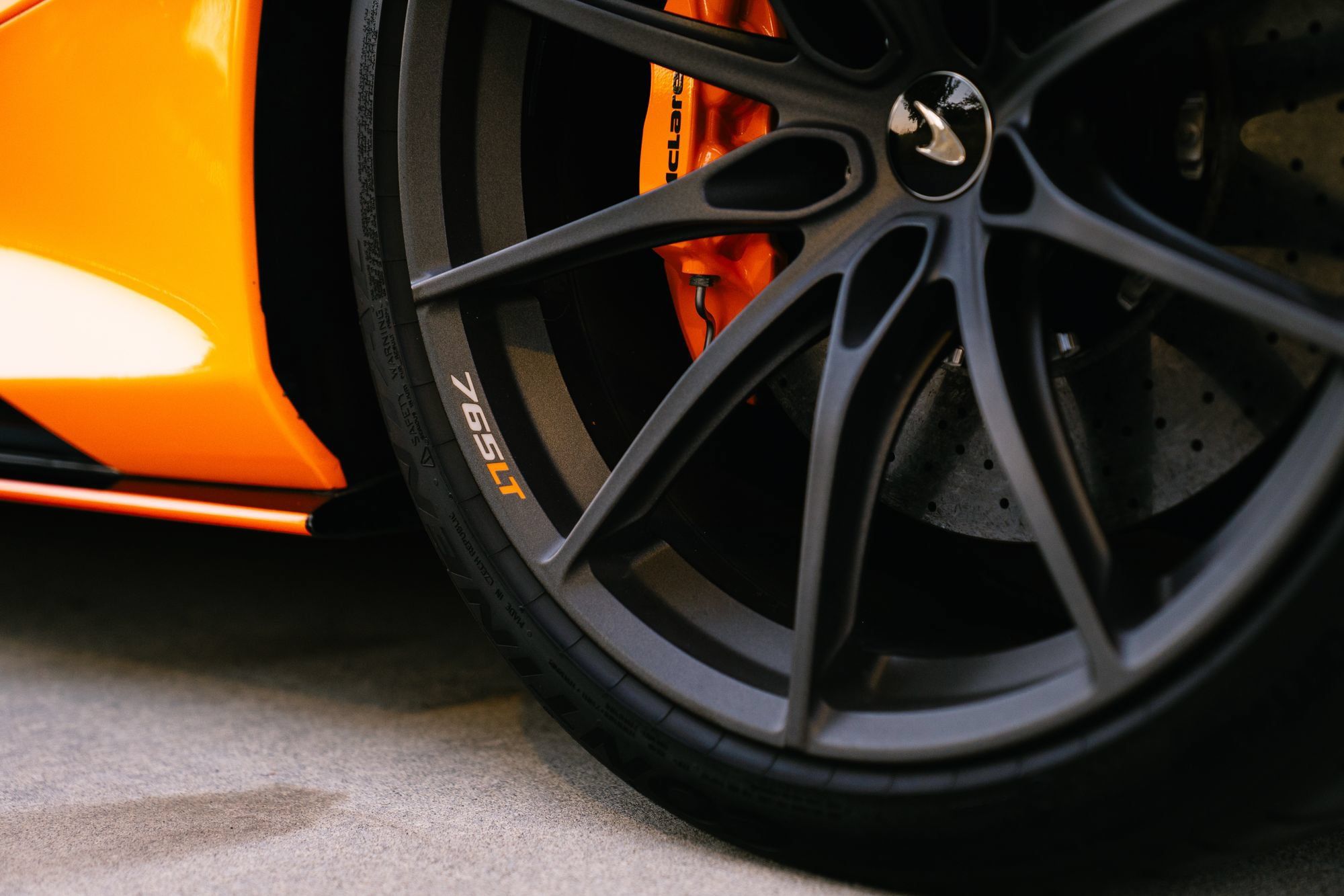 Used 2021 McLaren 765LT RWD image 27