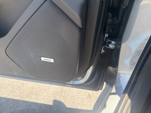 Used 2022 Cadillac XT6 Premium Luxury FWD image 12