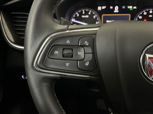 Used 2023 Buick Envision Essence image 59