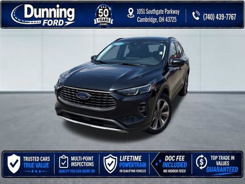 Used 2025 Ford Escape Platinum AWD/4WD image 1