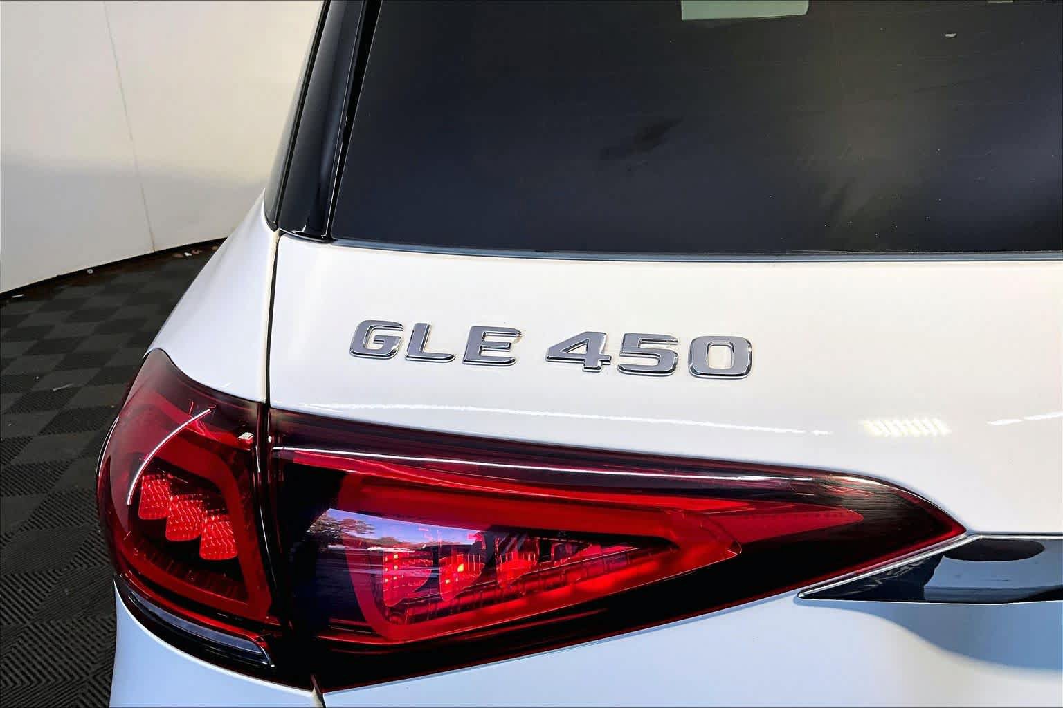 Certified 2023 Mercedes-Benz GLE 450 4MATIC image 33