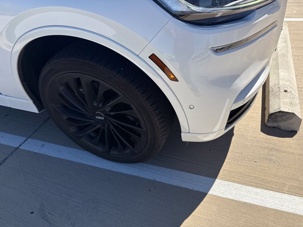 Used 2024 Lincoln Aviator Reserve w/ Jet Appearance Package AWD/4WD image 16