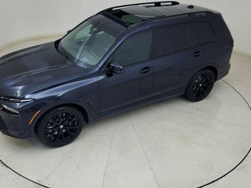 Used 2026 BMW X7 xDrive40i w/ M Sport Package AWD/4WD image 83