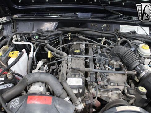 Used 1999 Jeep Cherokee Classic image 25