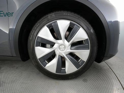 Used 2020 Tesla Model Y Performance image 20