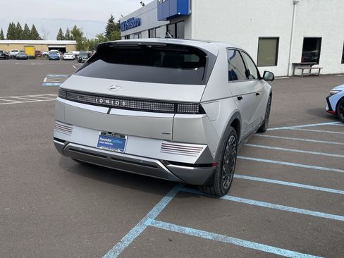 Certified 2024 Hyundai Ioniq 5 Limited AWD/4WD image 5