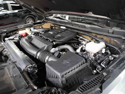 Used 2022 Nissan Frontier S AWD/4WD image 31