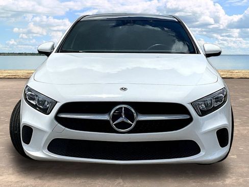 Used 2022 Mercedes-Benz A 220 image 2